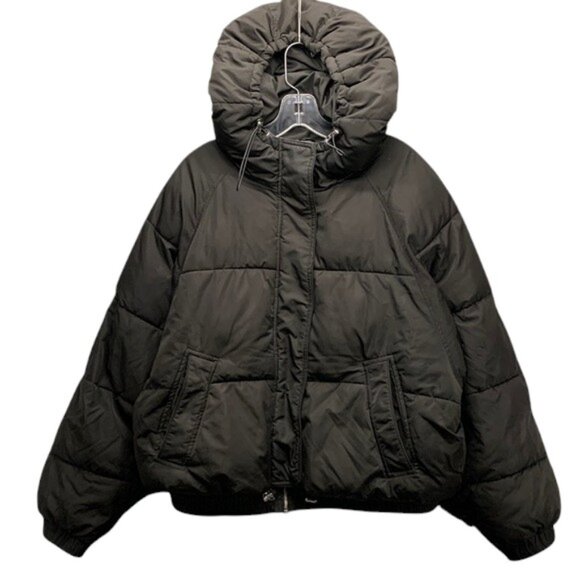 ZARA TRF Puffer Jacket Women’s Size M Black Hooded Zip Up Warm Winter Coat - Picture 1 of 12